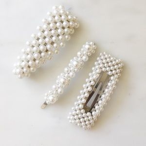 🤍🤍SET OF 3 PEARL HAIR CLIPS🤍🤍